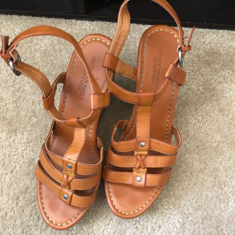 Tan Wedges